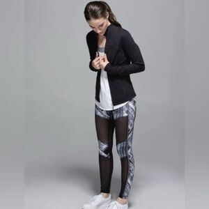 Lululemon‎ Hot To Street Pant | Heat Wave White Black Mesh | Women’s Size 4 VGUC